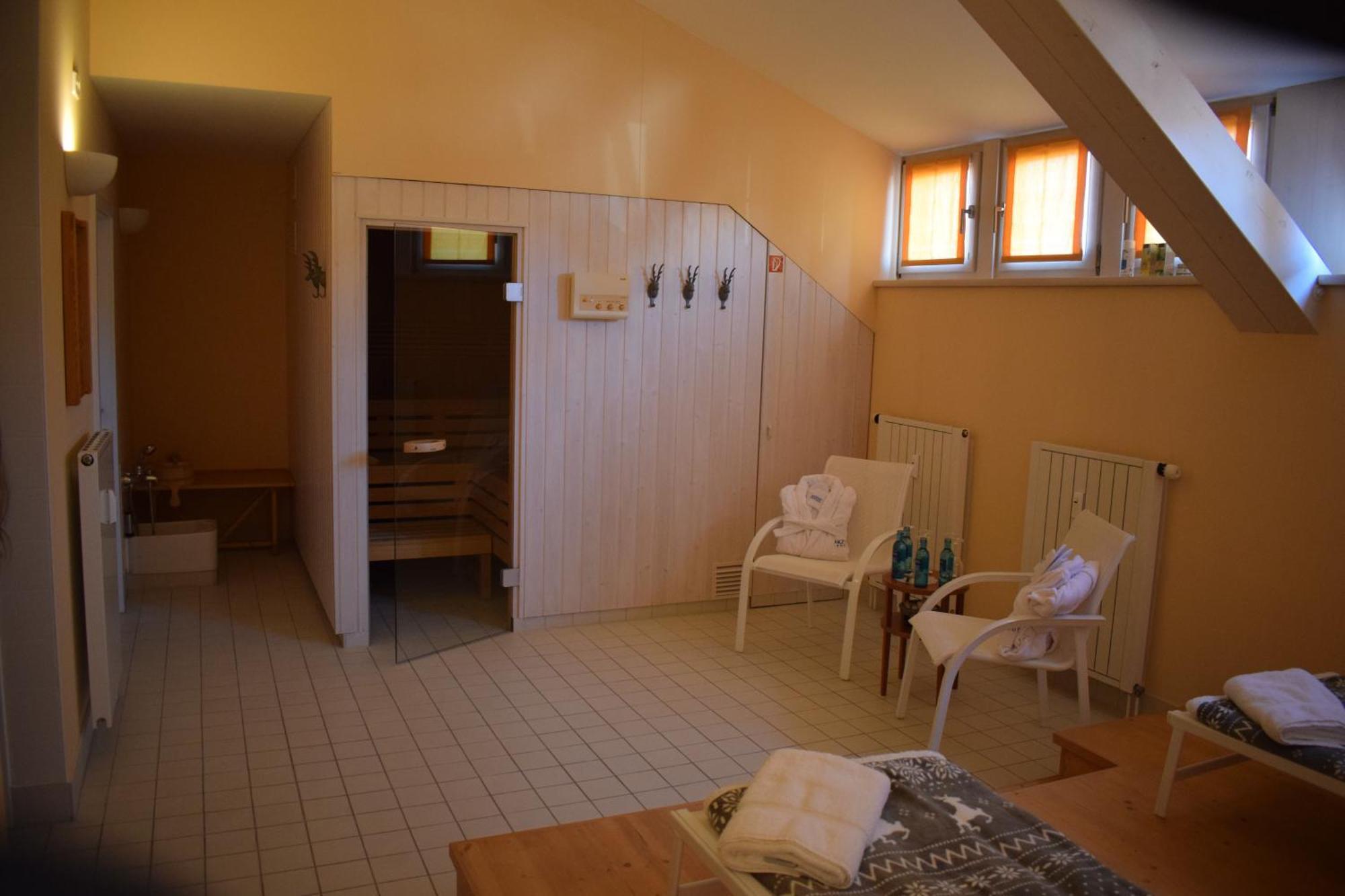 Akzent Hotel Goldner Hirsch Kamenz Extérieur photo