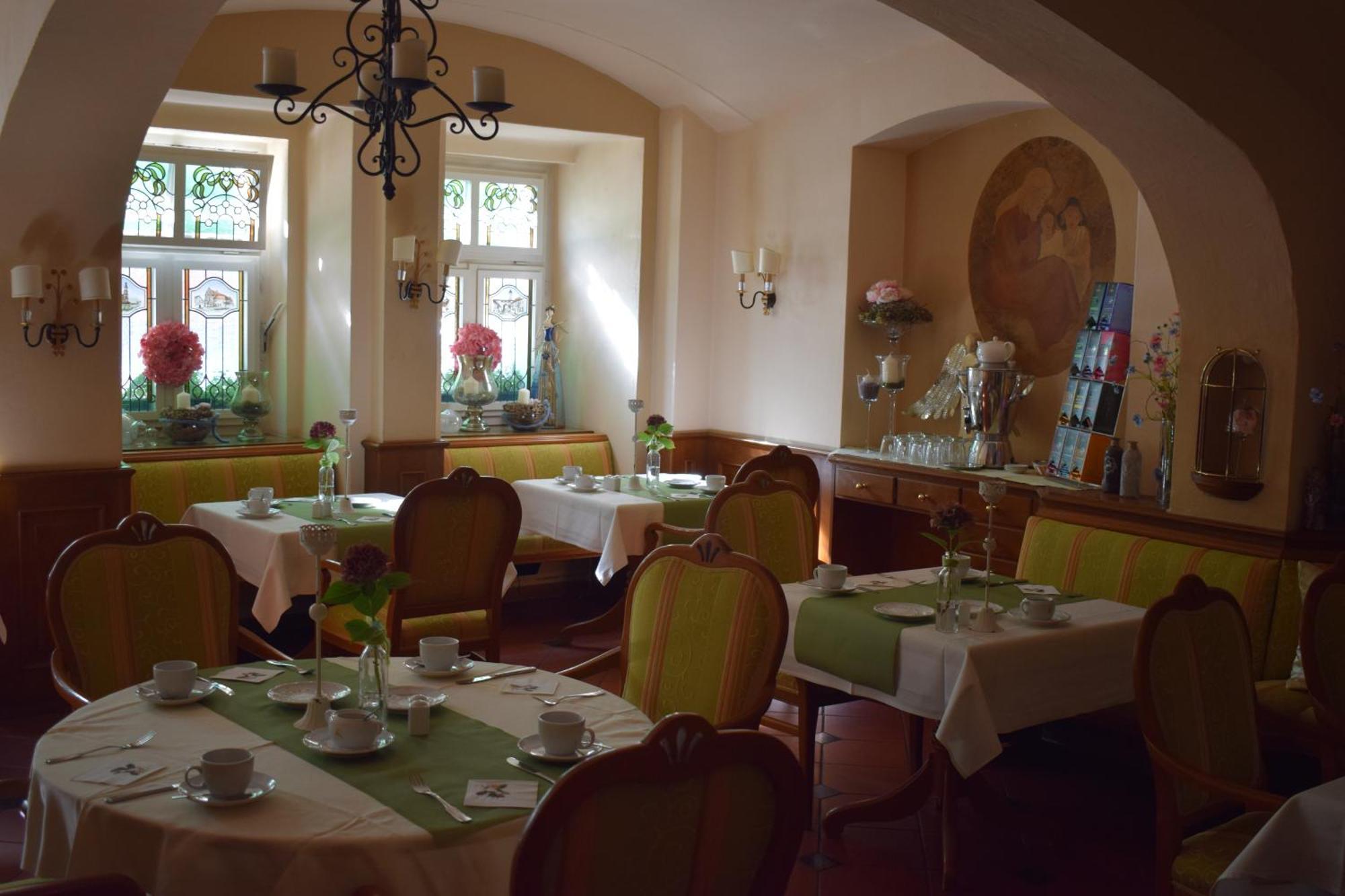 Akzent Hotel Goldner Hirsch Kamenz Extérieur photo