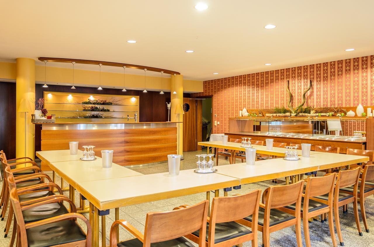 Akzent Hotel Goldner Hirsch Kamenz Extérieur photo