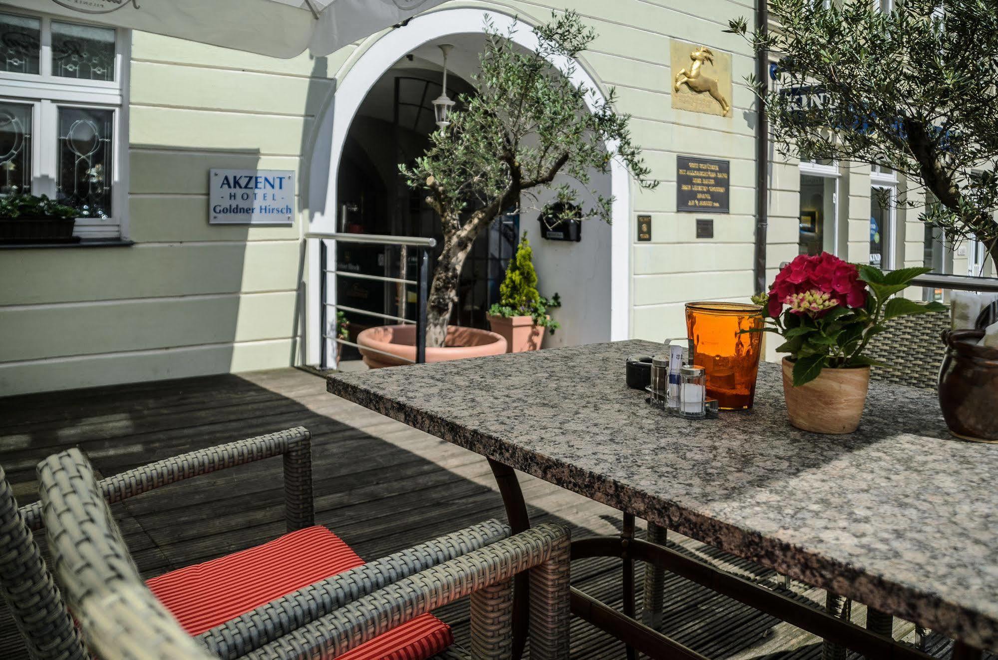 Akzent Hotel Goldner Hirsch Kamenz Extérieur photo